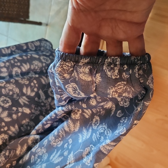 L/s floal blouse. - Picture 6 of 8